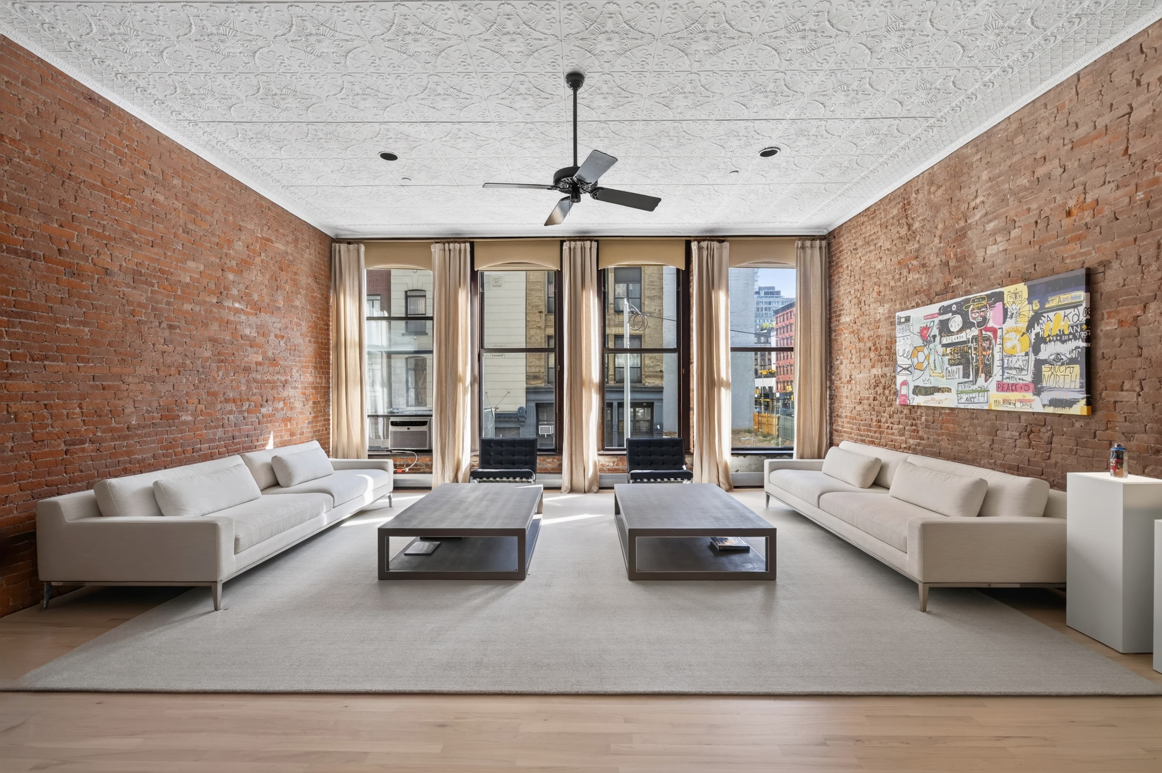 In Contract!
The Authentic Tribeca Loft—Reimagined for Modern Living
Some homes can be renovated. Others can never be replicated.