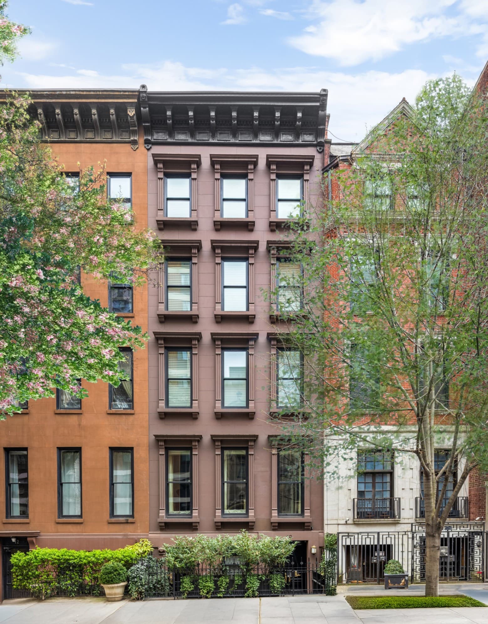 40 E 73rd St, New York, NY 10021
