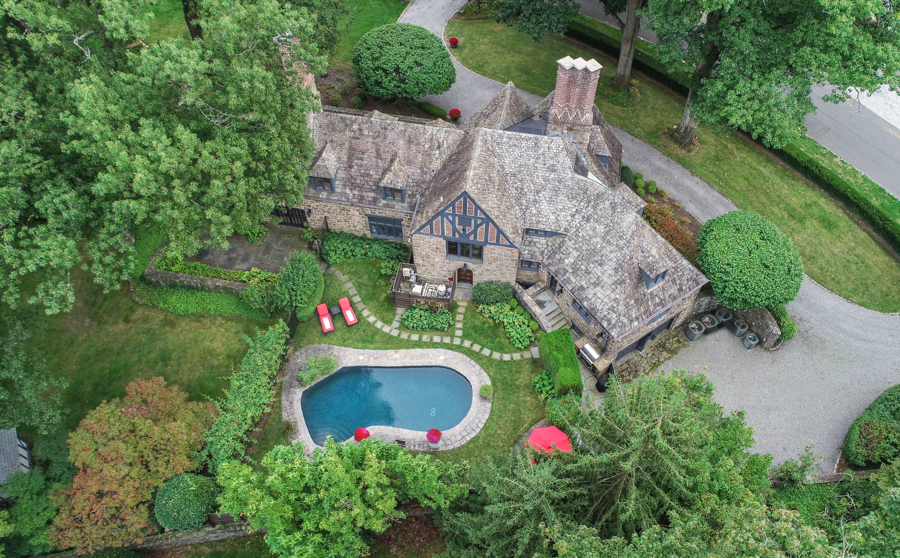 Cinematic History Meets Architectural Legacy at this Tudor Estate in Bronxville, New York