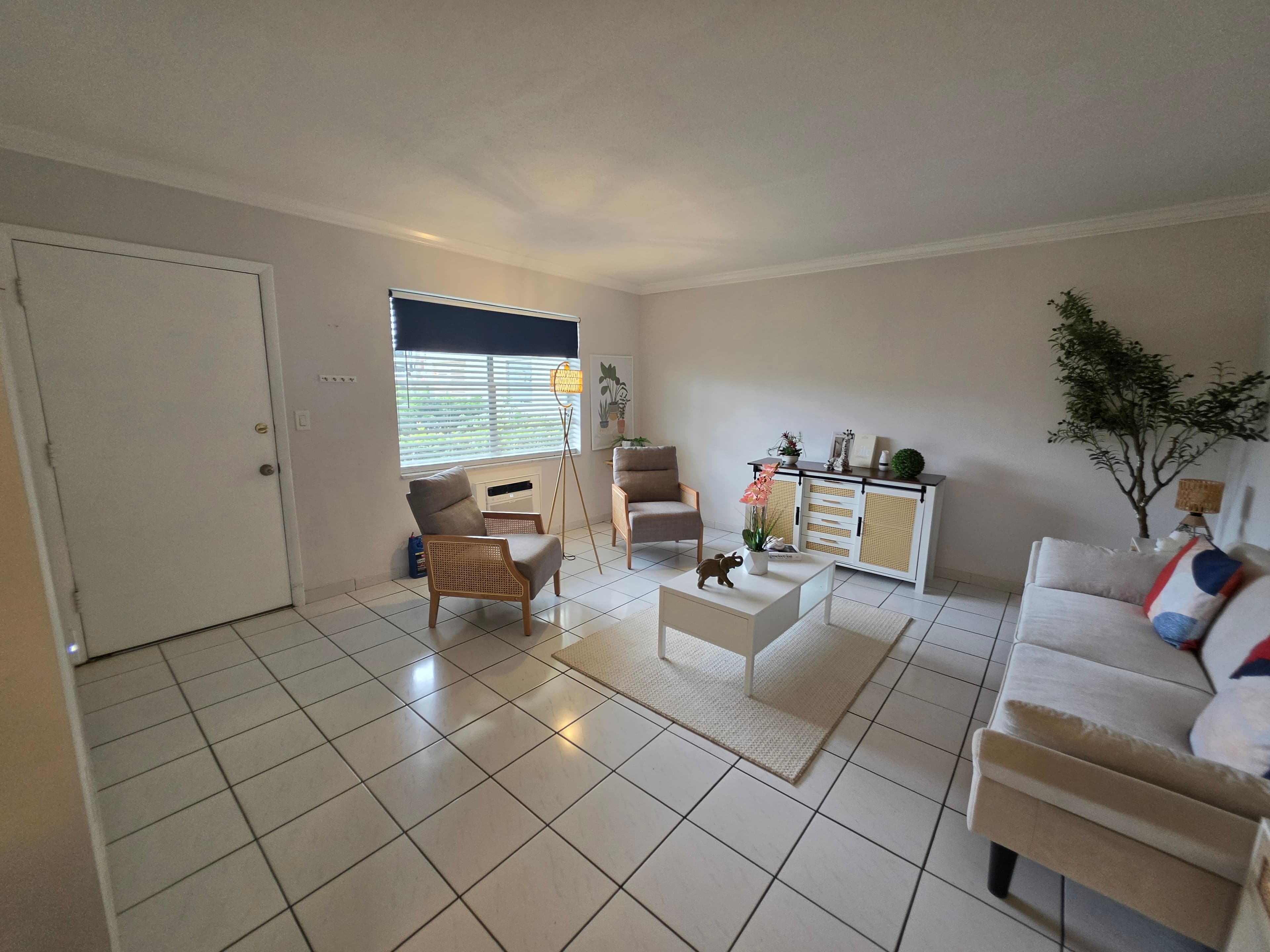 55+ Co-Op in North Miami Beach