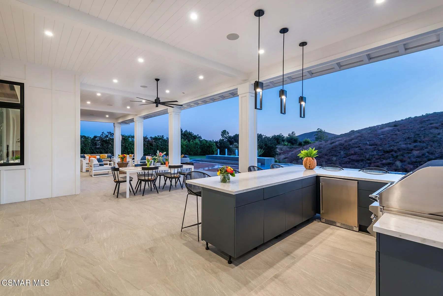 2111 High Knoll Circle Westlake Village, CA 91362